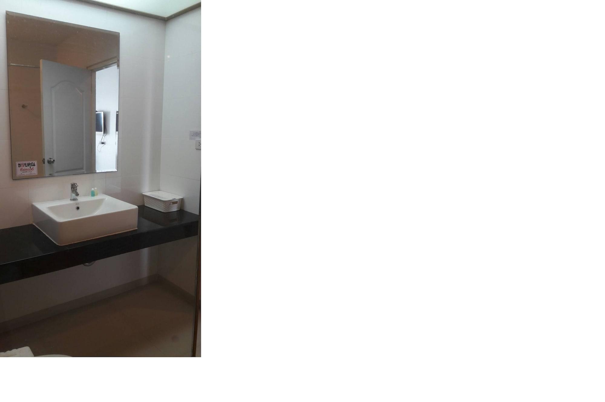 U Place Korat Nakhonratcsaszima Kültér fotó